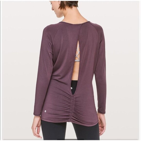 Lululemon Women Long Sleeve Deep Stretch Round Neck Top Grape Size Medium - Picture 10 of 11